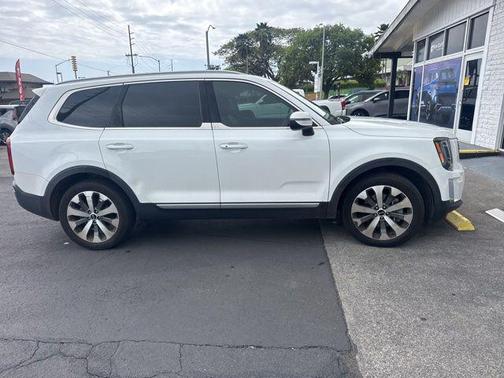 Snow White Pearl 2020 Kia Telluride S