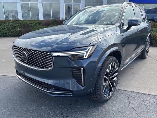Denim Blue Metallic 2026 Volvo XC90 Plug-In Hybrid Plus, T8 AWD, Electric/Gasoline, Bright, 7 Seats