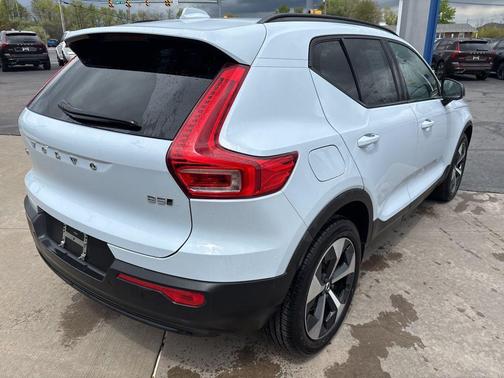 Cloud Blue 2026 Volvo XC40 Plus, B5 AWD Gas (mild hybrid), Dark