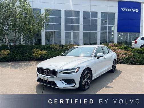 2022 Volvo S60 T5