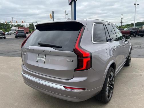 2026 Volvo XC90 B6 Plus 7-Seater