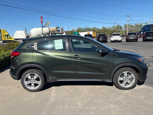 Misty Green Pearl 2016 Honda HR-V LX
