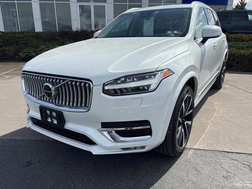 2023 Volvo XC90 B6 Plus 6-Seater