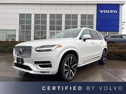 2023 Volvo XC90 B6 Plus 6-Seater