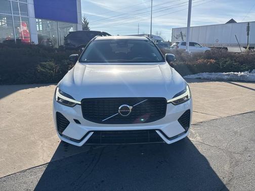 2025 Volvo XC60 B5 Core