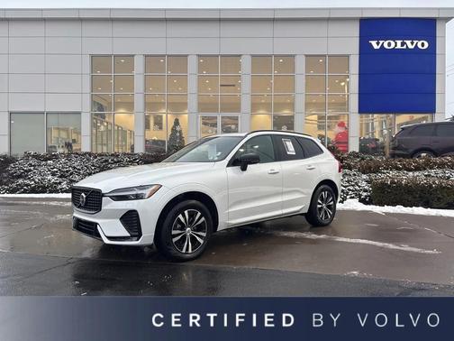 2025 Volvo XC60 B5 Core