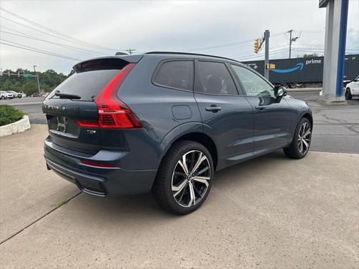 2025 Volvo XC60 Plug-In Hybrid T8 Ultra