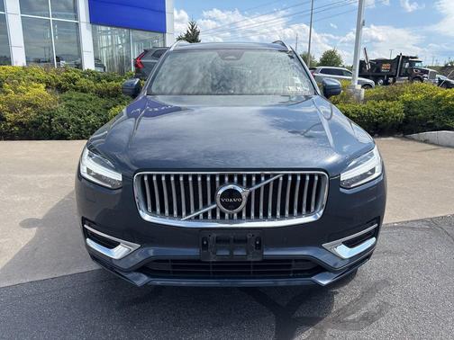 Denim Blue Metallic 2023 Volvo XC90 B6 Ultimate 7-Seater