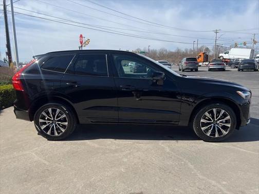 2025 Volvo XC60 B5 Core