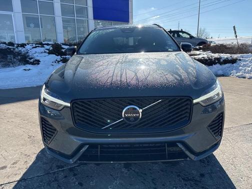 2026 Volvo XC60 B5 Ultra