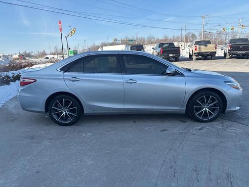 2017 Toyota Camry XSE