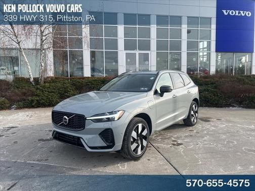 2025 Volvo XC60 Plug-In Hybrid T8 Plus