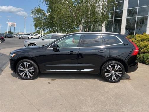 2023 Volvo XC60 B5 Plus Bright Theme