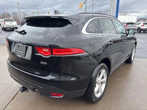 2019 Jaguar F-PACE 25t Premium
