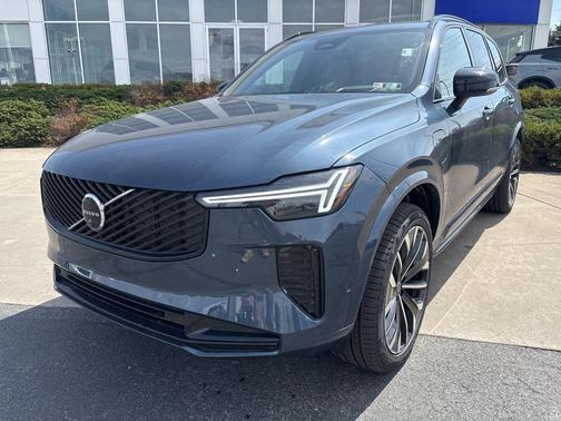 Denim Blue Metallic 2026 Volvo XC90 Plug-In Hybrid Ultra Dark Theme, T8 AWD, Electric/Gasoline, 7 Seats