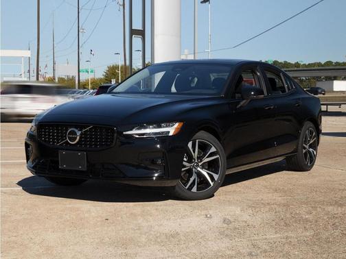 Thunder Grey Metallic 2024 Volvo S60 B5 Core Dark Theme