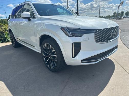 Crystal White Pearl 2026 Volvo XC90 Ultra, B6 AWD Gas (mild hybrid), Gasoline, Bright, 7 Seats