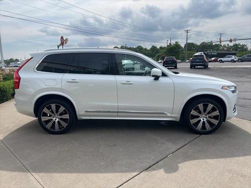 2023 Volvo XC90 B6 Ultimate 7-Seater