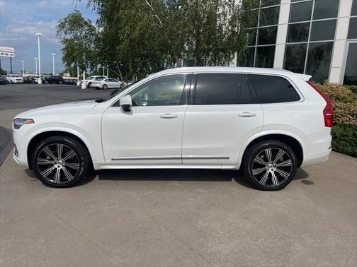 2023 Volvo XC90 B6 Ultimate 7-Seater
