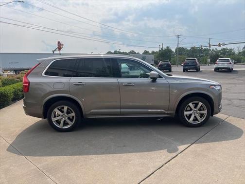 2021 Volvo XC90 Recharge Plug-In Hybrid T8 Inscription 6 Passenger