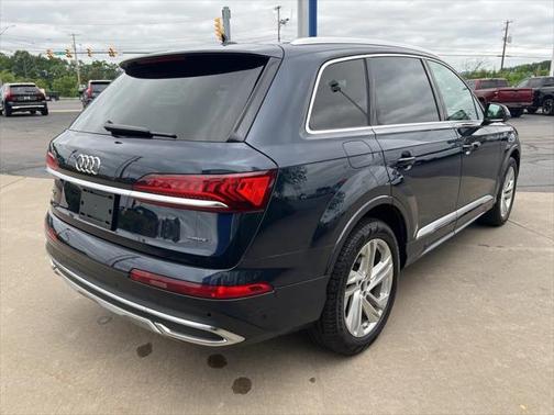 2024 Audi Q7 55 Premium Plus
