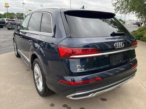 2024 Audi Q7 55 Premium Plus