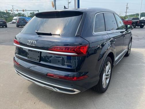 2024 Audi Q7 55 Premium Plus