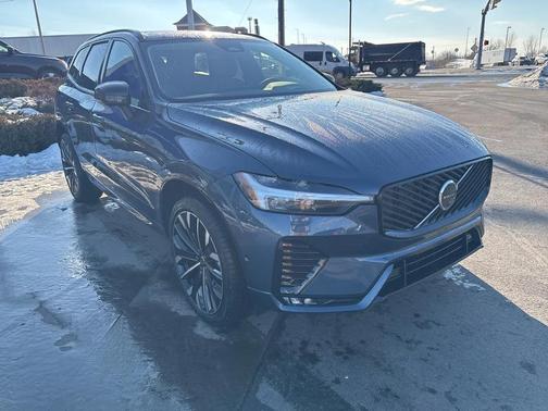 2026 Volvo XC60 B5 Ultra