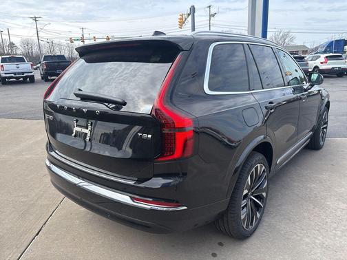 Onyx Black Metallic 2026 Volvo XC90 Plug-In Hybrid Ultra, T8 AWD, Electric/Gasoline, Bright, 7 Seats