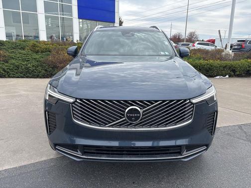 Denim Blue Metallic 2026 Volvo XC90 Plus, B6 AWD Gas (mild hybrid), Gasoline, Bright, 7 Seats