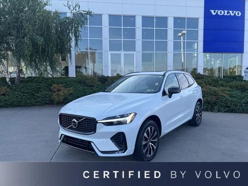 2024 Volvo XC60 B5 Plus Dark Theme