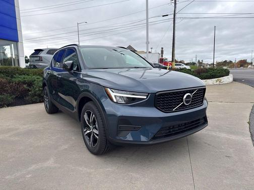 Denim Blue 2026 Volvo XC40 Core, B5 AWD Gas (mild hybrid), Dark