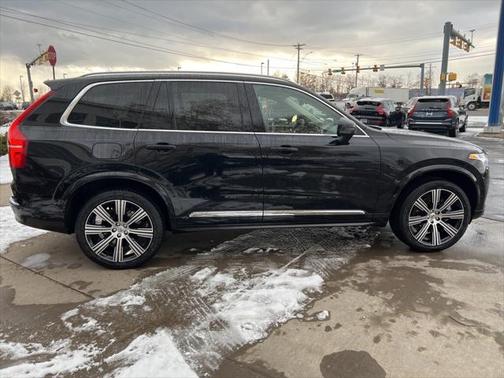 2025 Volvo XC90 Plug-In Hybrid T8 Plus 7-Seater