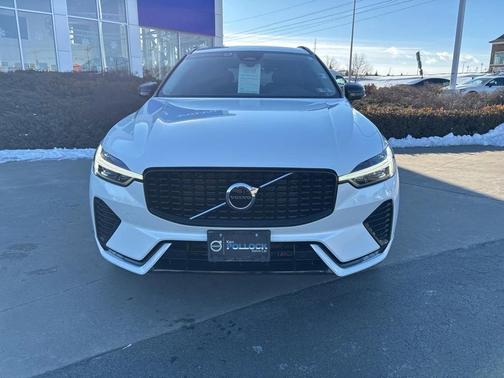 2025 Volvo XC60 B5 Core