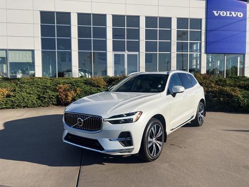 2022 Volvo XC60 B5 Inscription