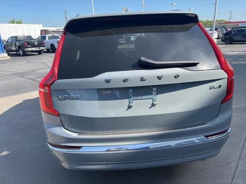 2024 Volvo XC90 B6 Plus Bright Theme 6-Seater