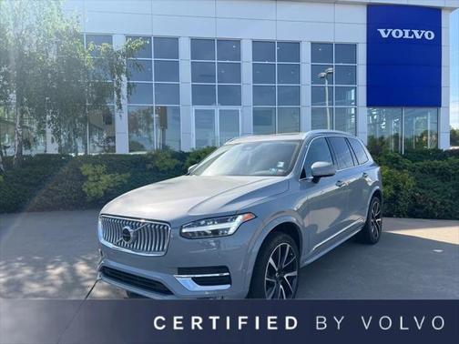 2024 Volvo XC90 B6 Plus Bright Theme 6-Seater