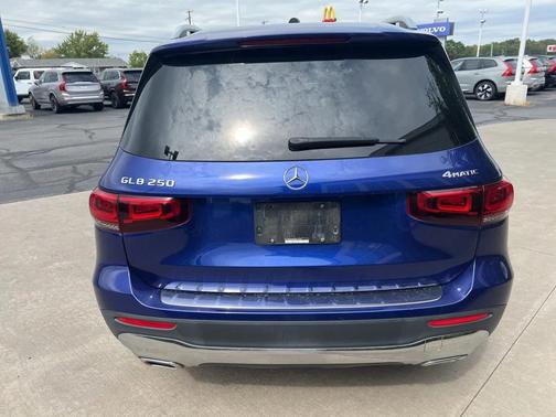2021 Mercedes-Benz GLB 250 4MATIC