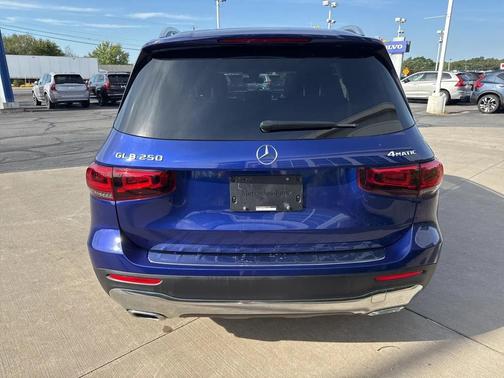 2021 Mercedes-Benz GLB 250 4MATIC