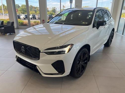 2026 Volvo XC60 B5 Ultra Black Edition