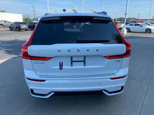2025 Volvo XC60 Plug-In Hybrid Plus