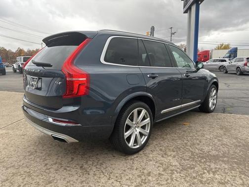 2019 Volvo XC90 T6 Inscription