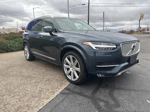 2019 Volvo XC90 T6 Inscription