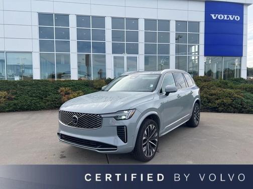 2025 Volvo XC90 B5 Plus 7-Seater