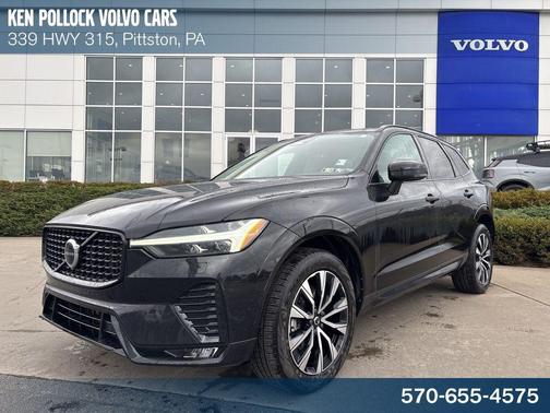 2024 Volvo XC60 B5 Core Dark Theme