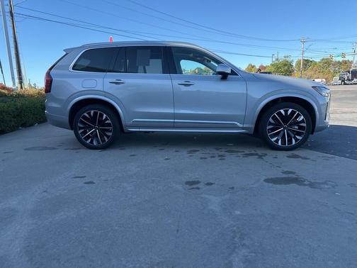 2025 Volvo XC90 B6 Plus 7-Seater