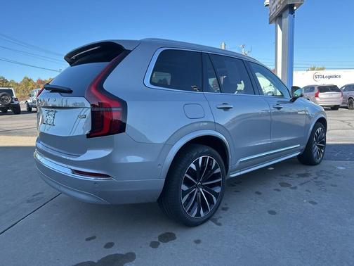2025 Volvo XC90 B6 Plus 7-Seater
