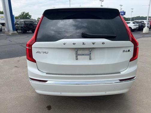 2023 Volvo XC90 B6 Plus 6-Seater