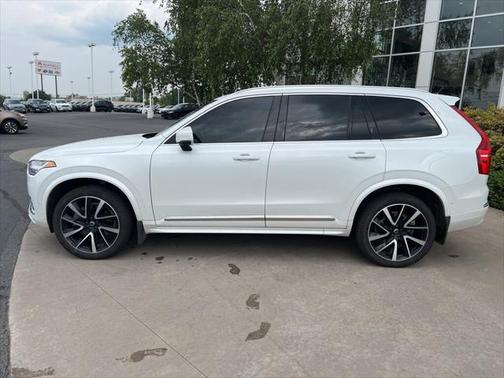 2023 Volvo XC90 B6 Plus 6-Seater
