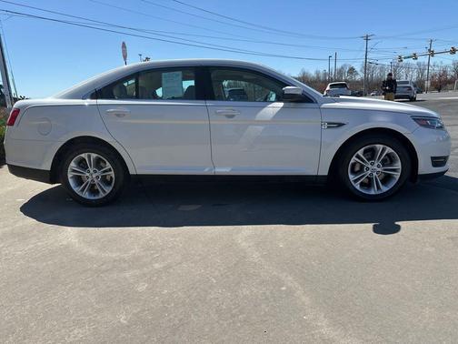 WHITE PLATINUM MET TRI-COAT 2016 Ford Taurus SEL